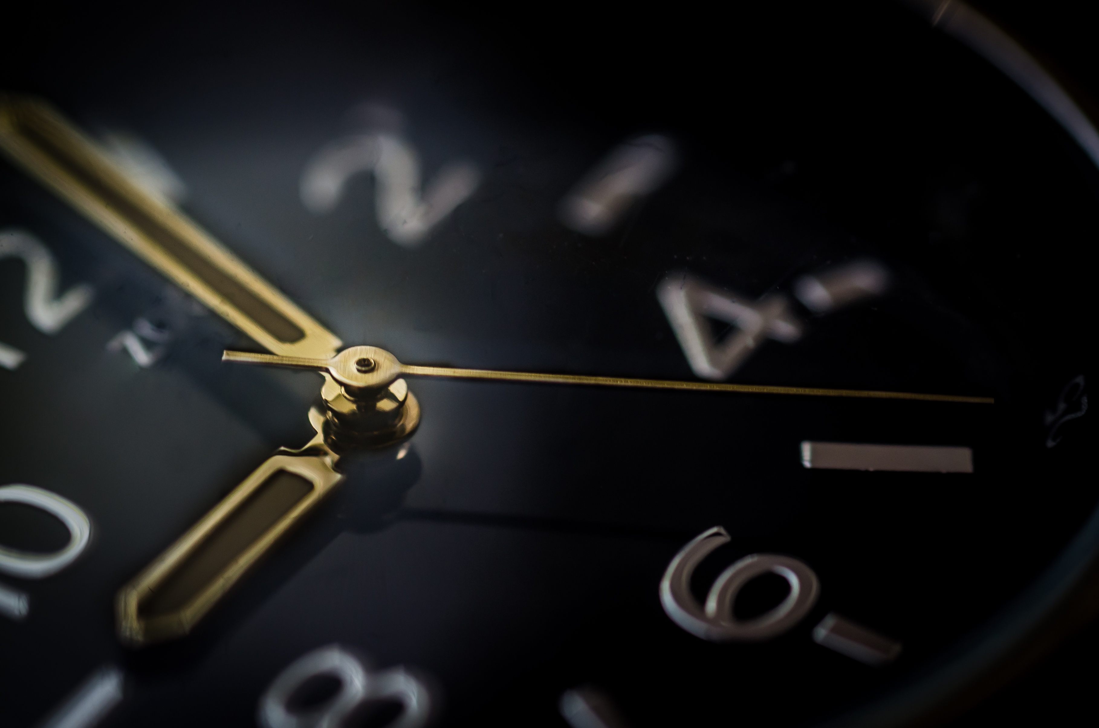 best-timing-for-proposals-watch-metaphor